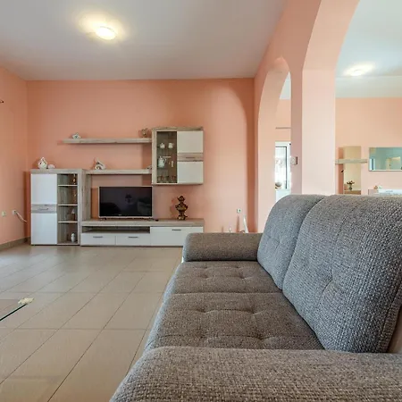 Lägenhet Two-bedroom In Zadar