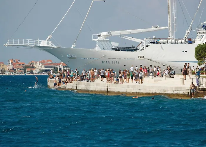 Two-bedroom In Lägenhet Zadar